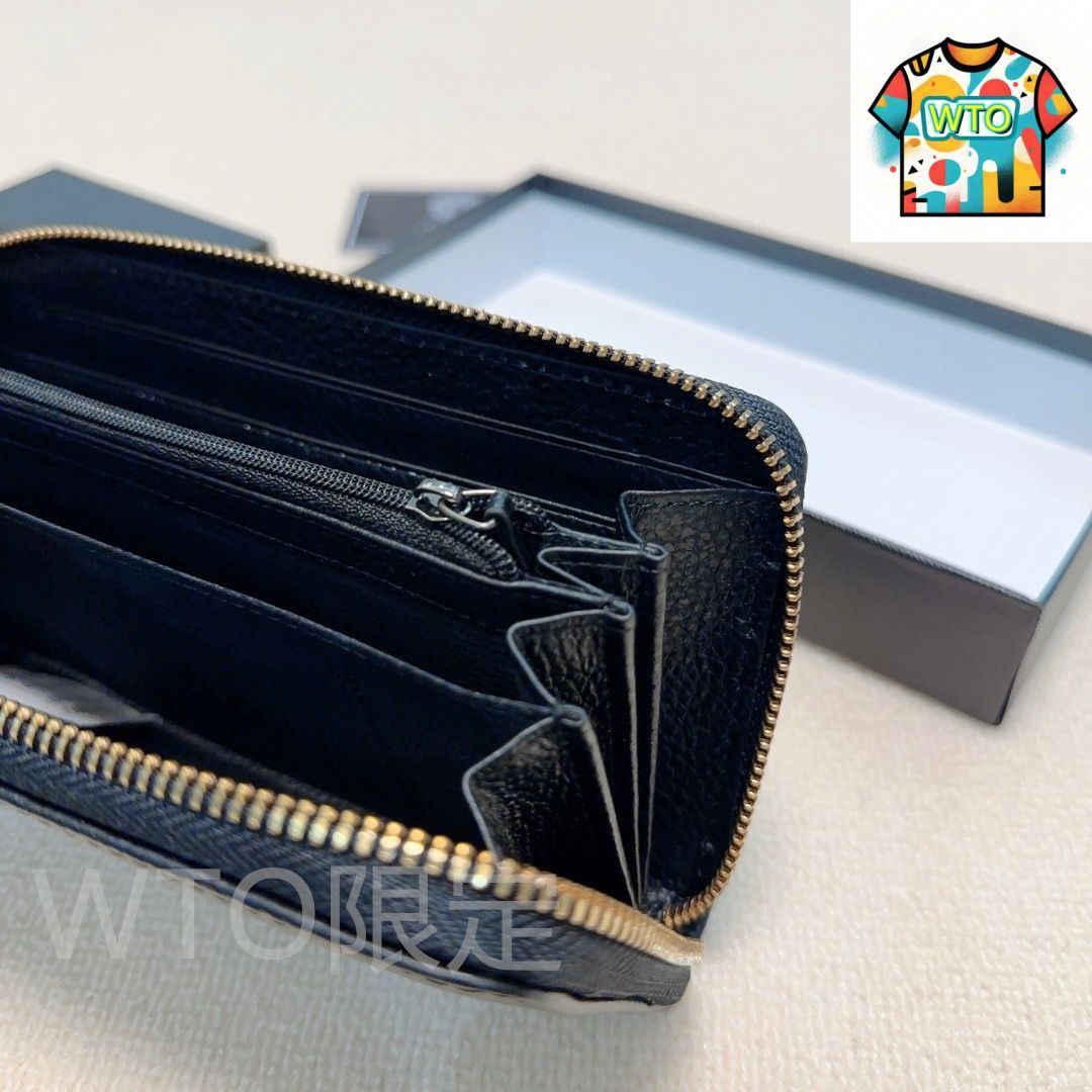 ヴェルサーチ レザーメンズハンドバッグ