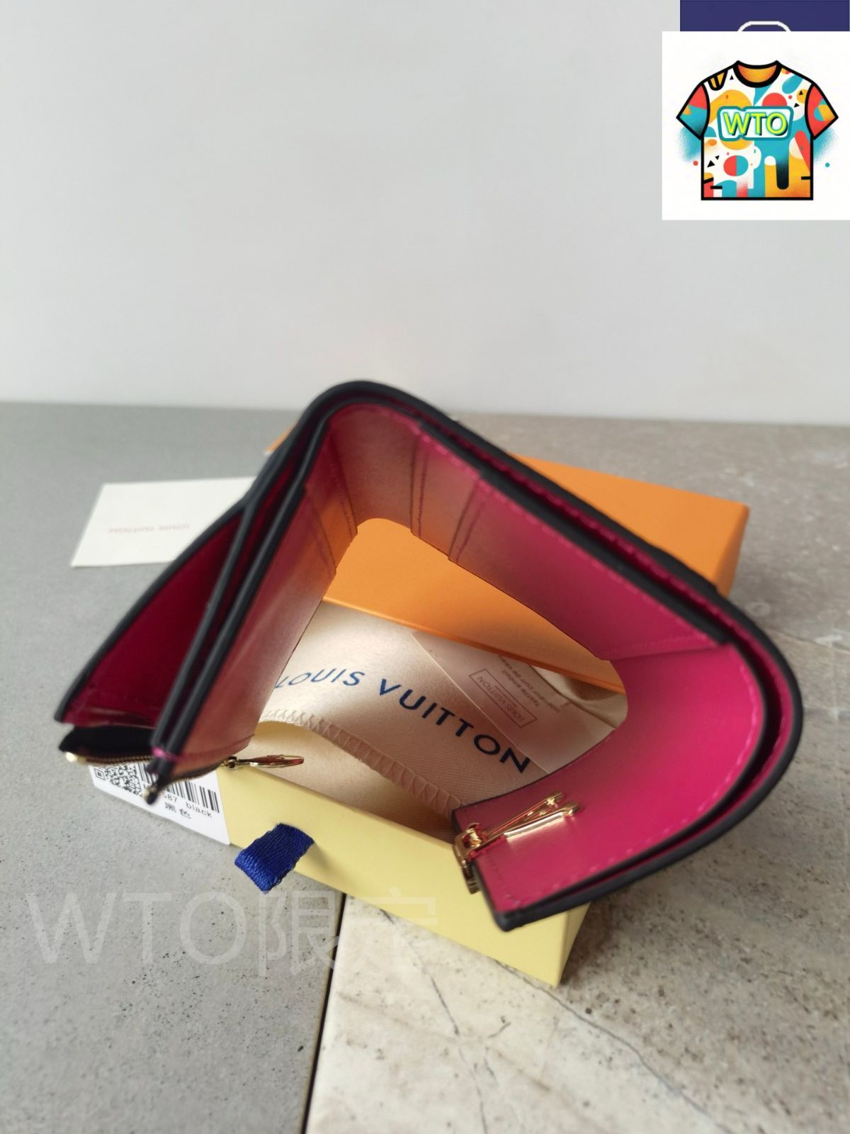 実用的な収納を備える WTO輸入2