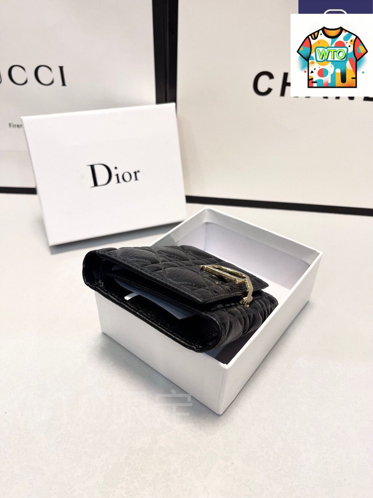 今日 Dior ディオール 財布シリーズ 高品質小牛皮に 古銅金具を備える-WTO輸入2