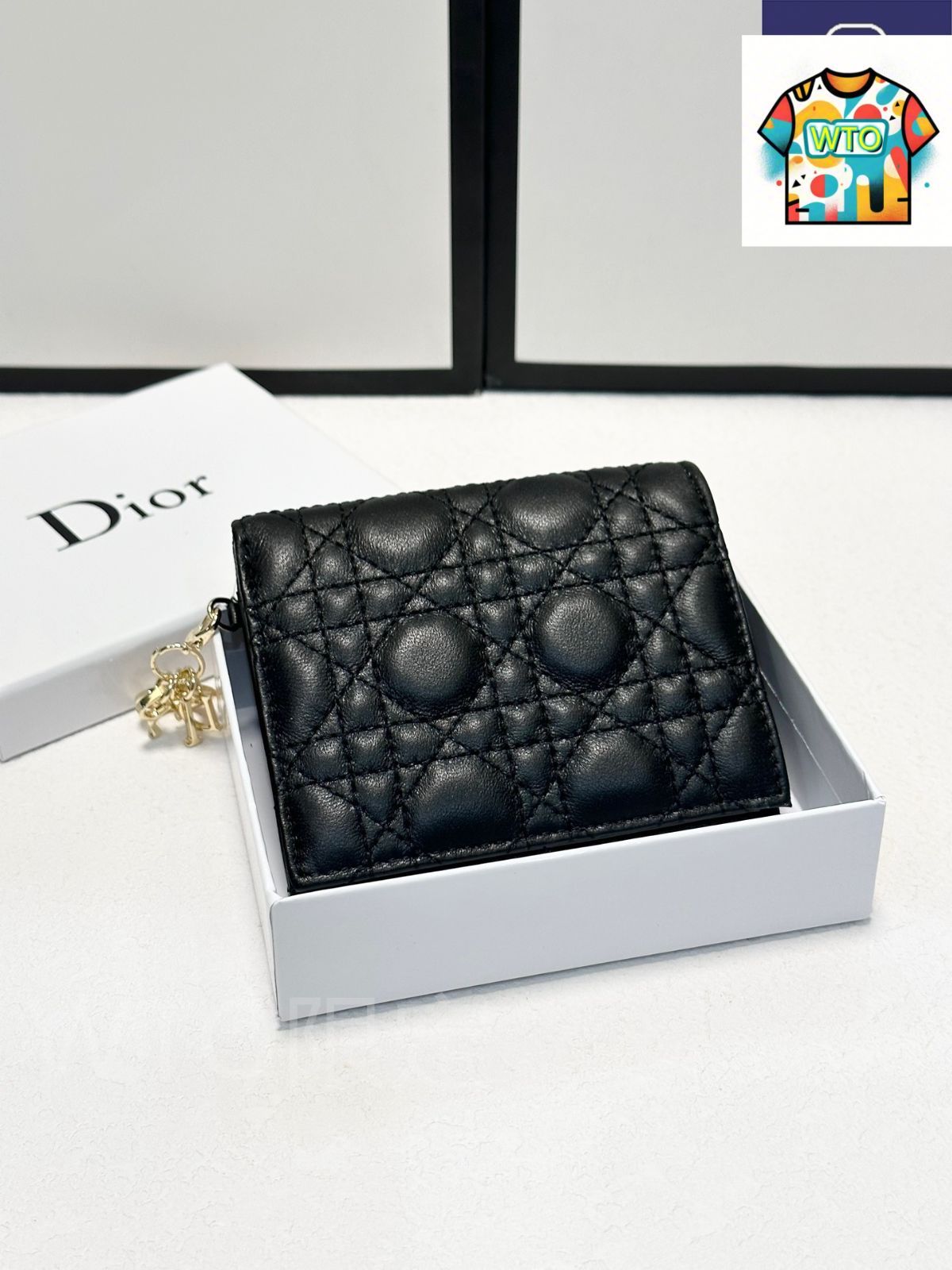 今日 Dior ディオール クラシック スモールウォレット 輸入羊皮で仕上げ細かい作り高品質 WTO輸入2