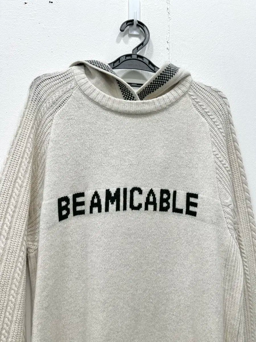  VOV ボブ フード ケーブル ウール ONE PIECE オートミール 長袖 七分袖 その他