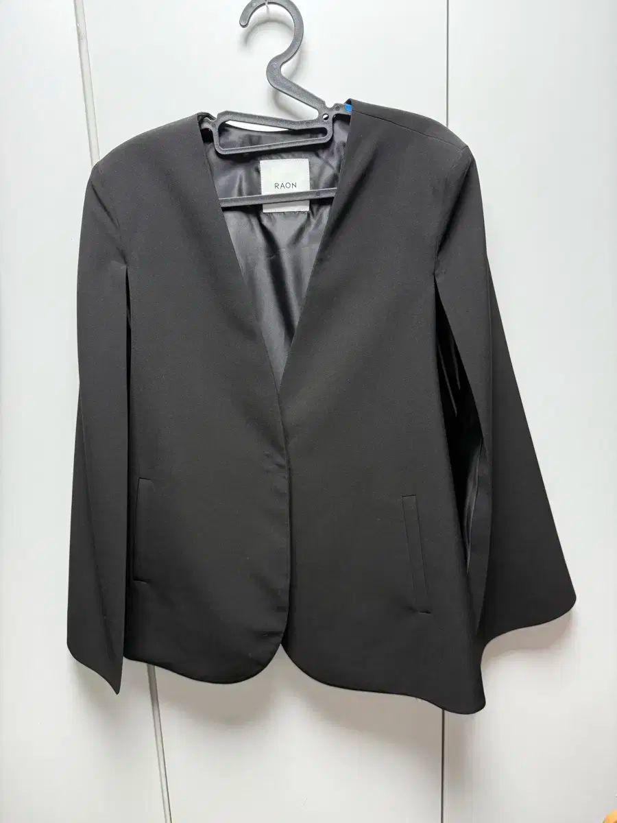 ミュゼラ ラオン ケープ ジャケット ケープ ブラック ジャケット オリジナル商品