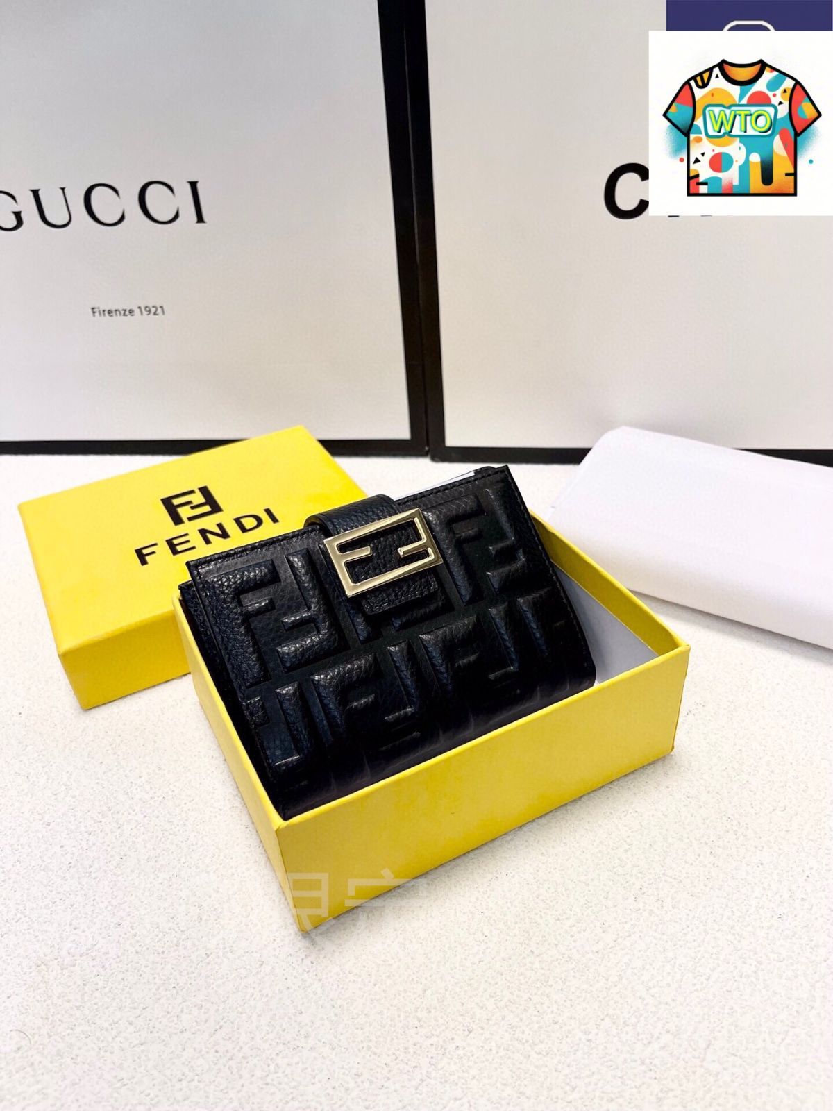 今日 Fendi フェンディ 三つ折りシリーズ 精密な仕上げと耐久性に優れ-WTO輸入2