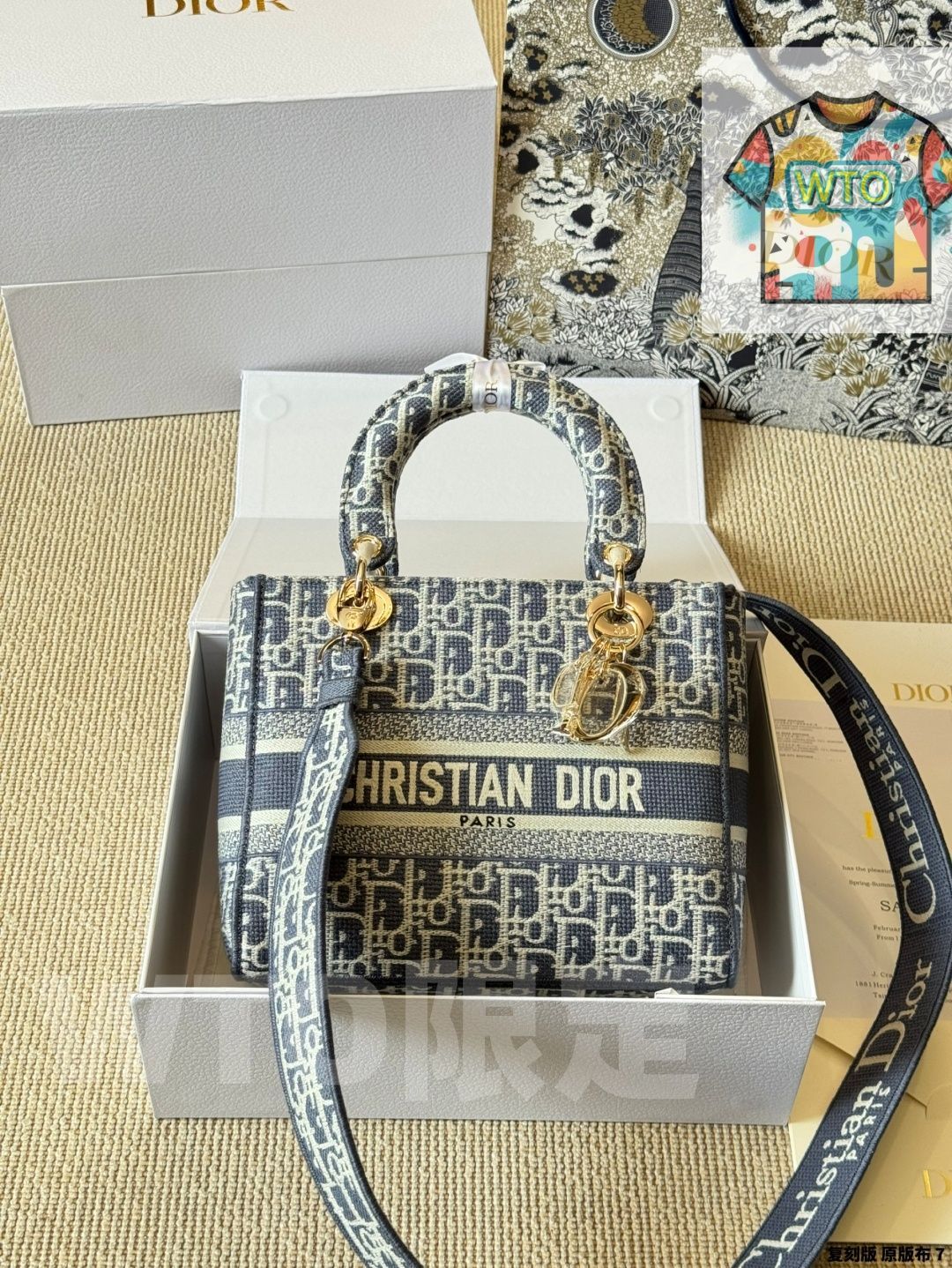 WTO通販 Dior Lady D-Lite 刺繍バッグ スターズ同款 24cm 斜め掛けストラップ付き-WTO輸入-WIJ17