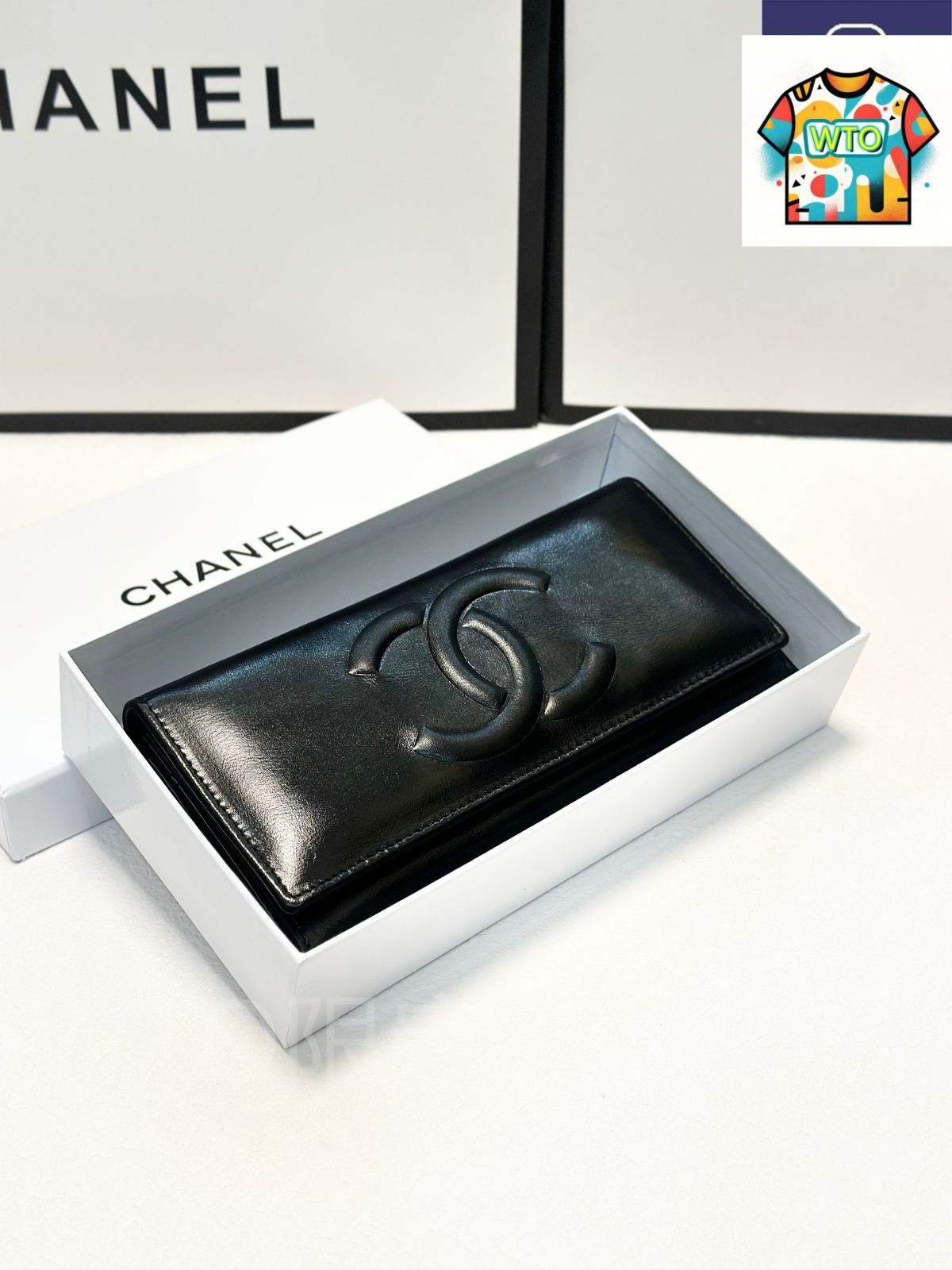 今日 Chanel シャネル 二つ折りウォレット クラシックレザー製 耐久性に優れた仕上がり