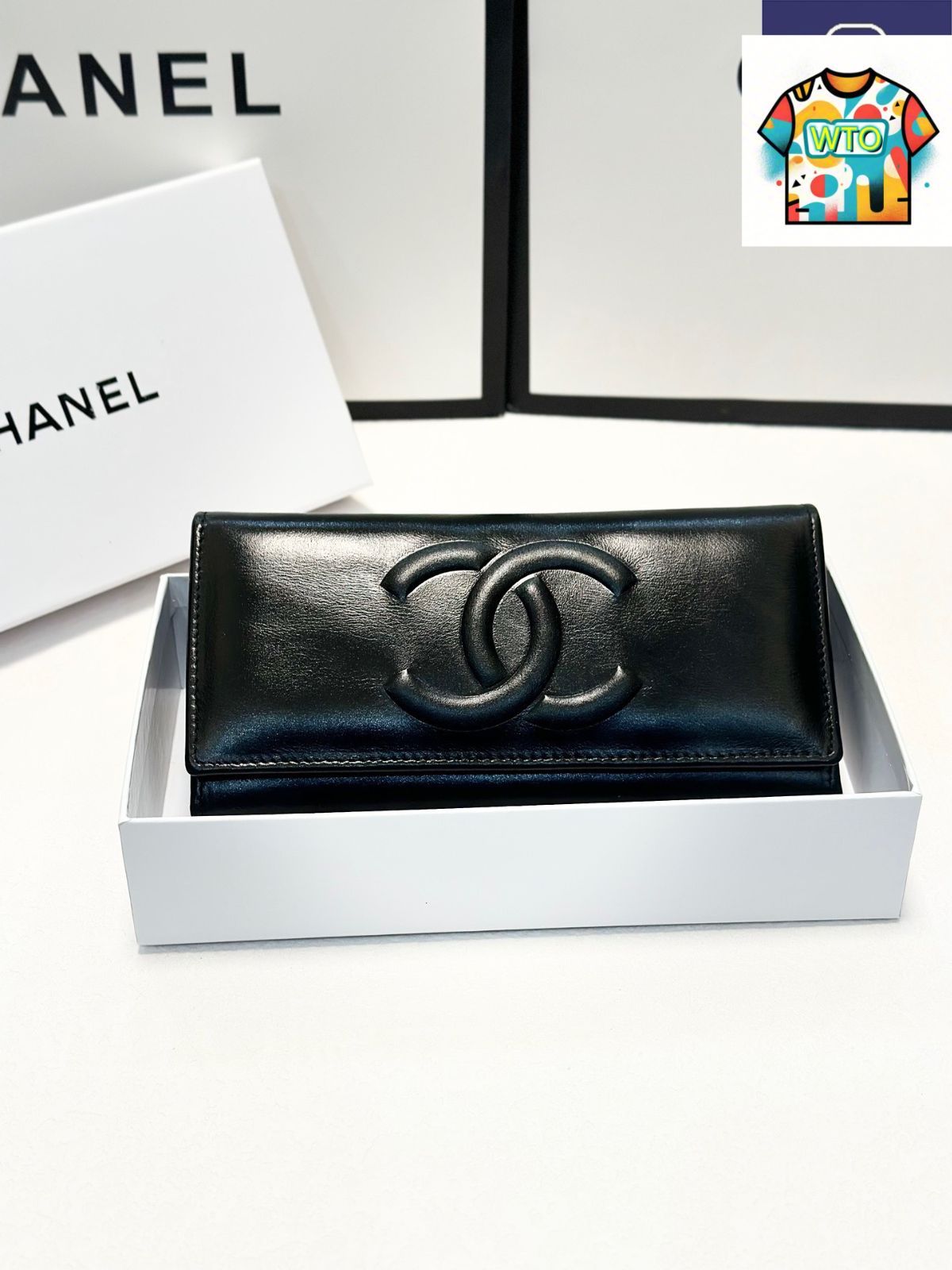 今日 Chanel シャネル 二つ折りウォレット クラシックレザー製 耐久性に優れた仕上がり