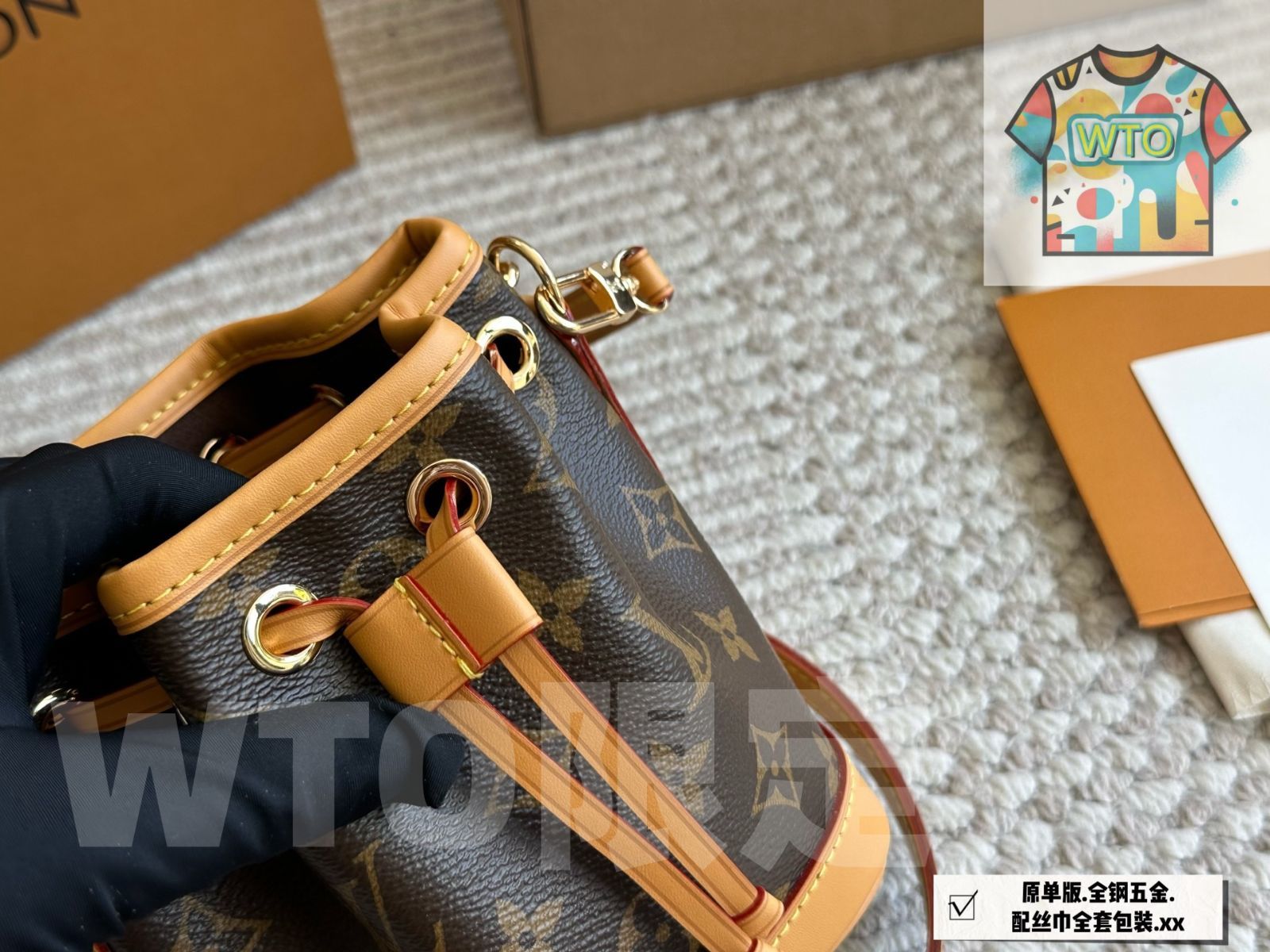 ミニバケットバッグ