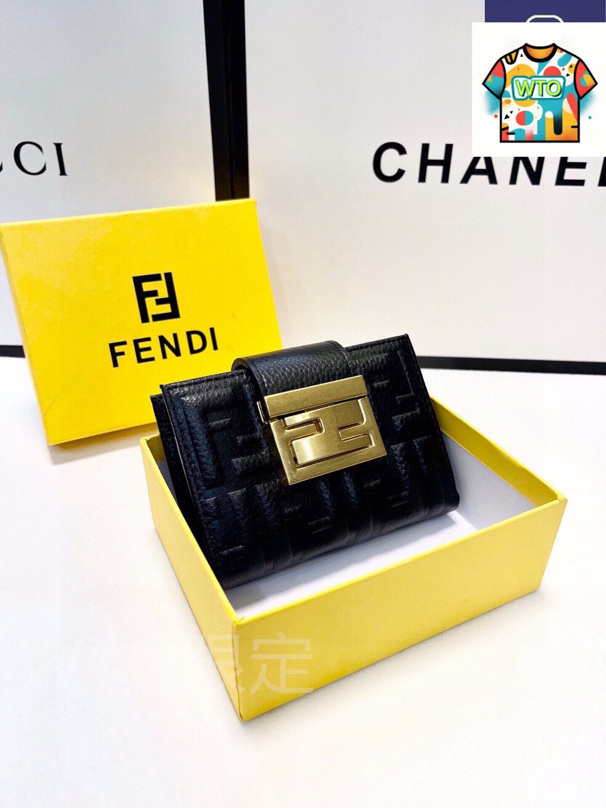 今日 Fendi フェンディ 三つ折り短財布 クラシックデザインと精密な仕上げ 耐久性に優れ-WTO輸入2