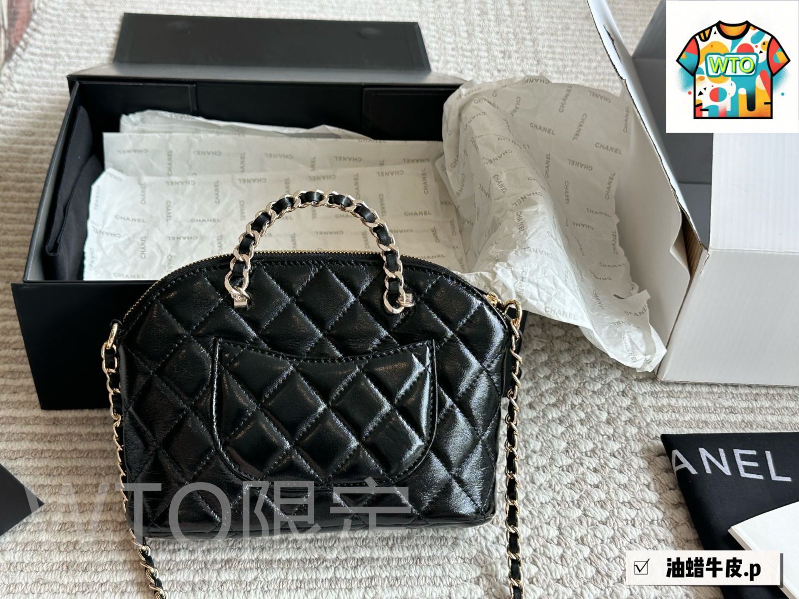 シェル型バッグ オイルレザー使用