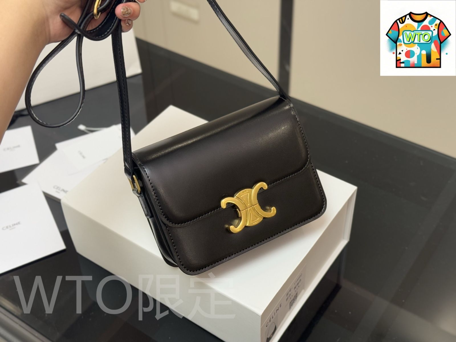 WTO通販 Celine セリーヌ トリオンフ シリーズ レザー製で 感に満ち 四季を通じて使えるデザイン-WTO輸入-CPW44