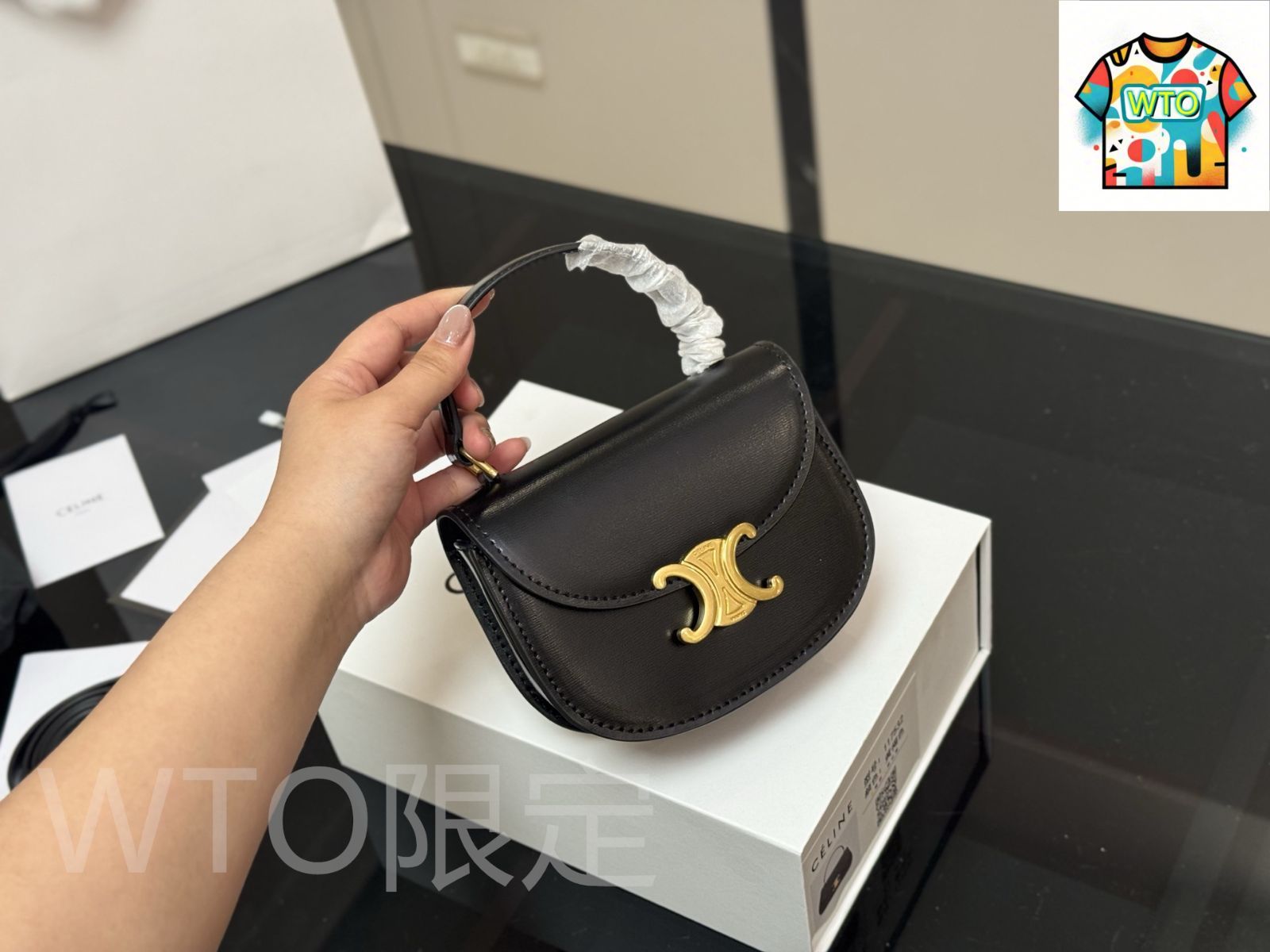 WTO通販 Celine セリーヌ トリオンフ ハンドバッグ シリーズ 可愛らしいデザインでクールと甘さを両立-WTO輸入-WXQ97