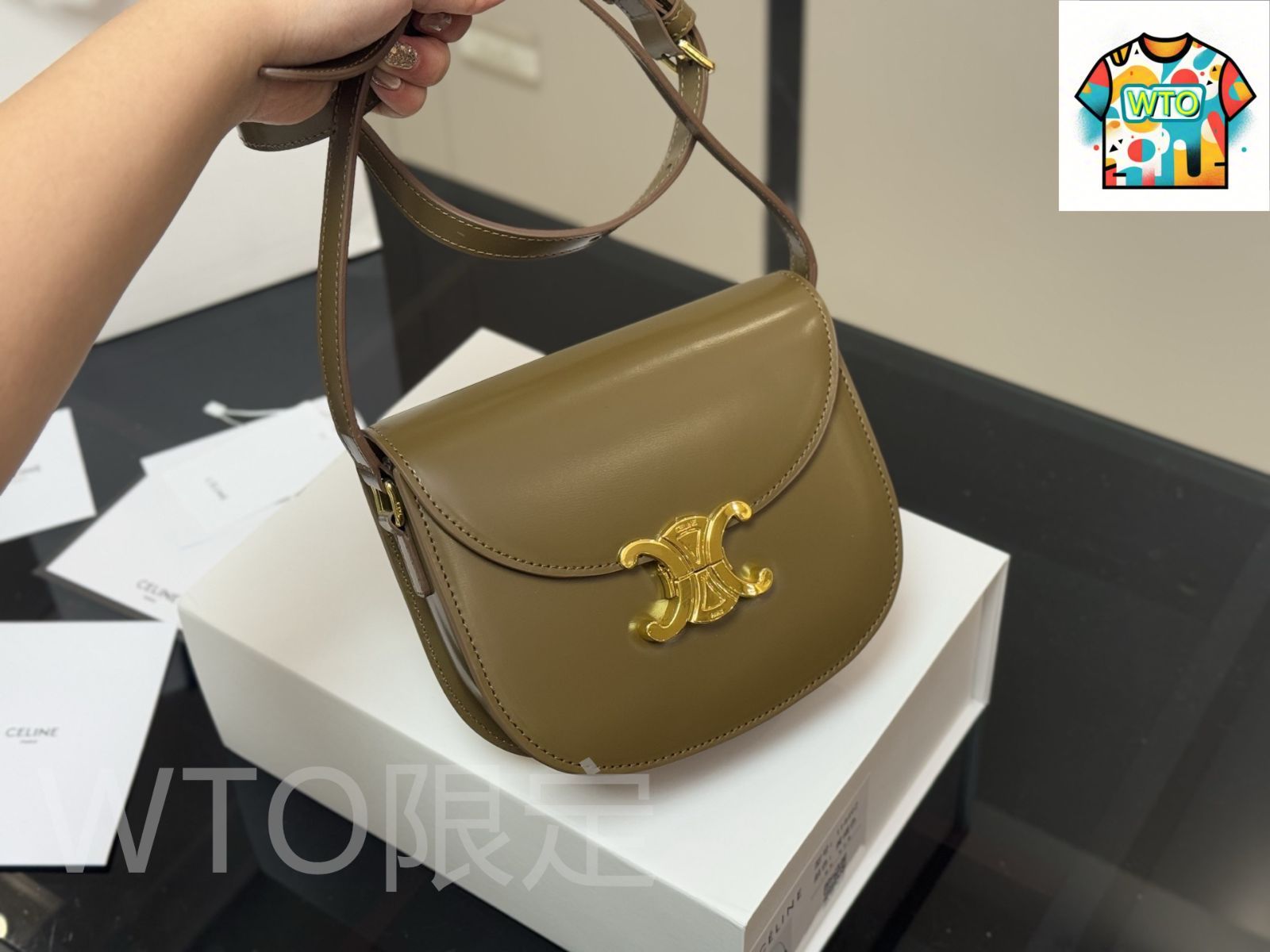 WTO通販 Celine セリーヌ トリオンフ シリーズ 全レザー製で 感に満ち 四季を通じて使えるデザイン-WTO輸入-YFD64