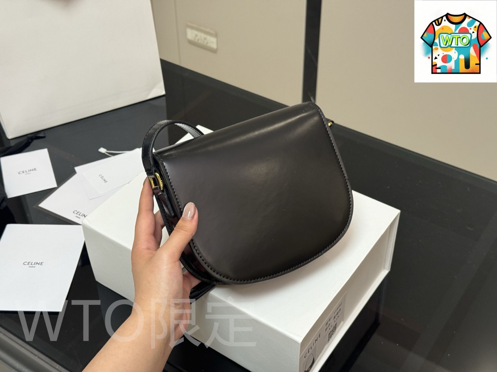 シリーズ 全レザー製で