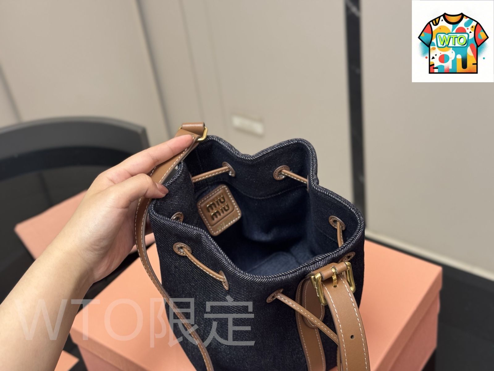  WTO通販 Miu ミュウミュウ バケットバッグ キャンバス製 抽ひもデザイン 可愛らしい日常派スタイル-WTO輸入-ILH 14 ハンドバッグ バッグ