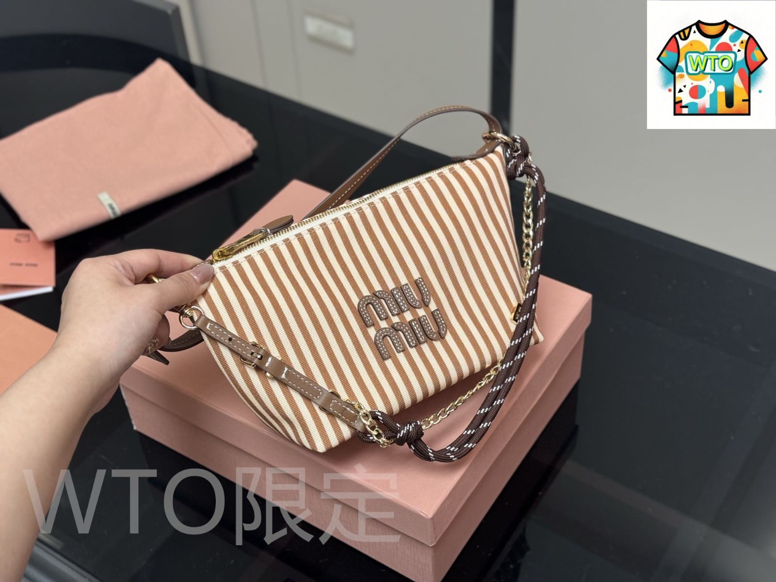 WTO通販 Miu Miu ミュウミュウ キャンバス ランチボックスバッグ サーフコード付き 高い実用性と百搭性-WTO輸入-GFA54