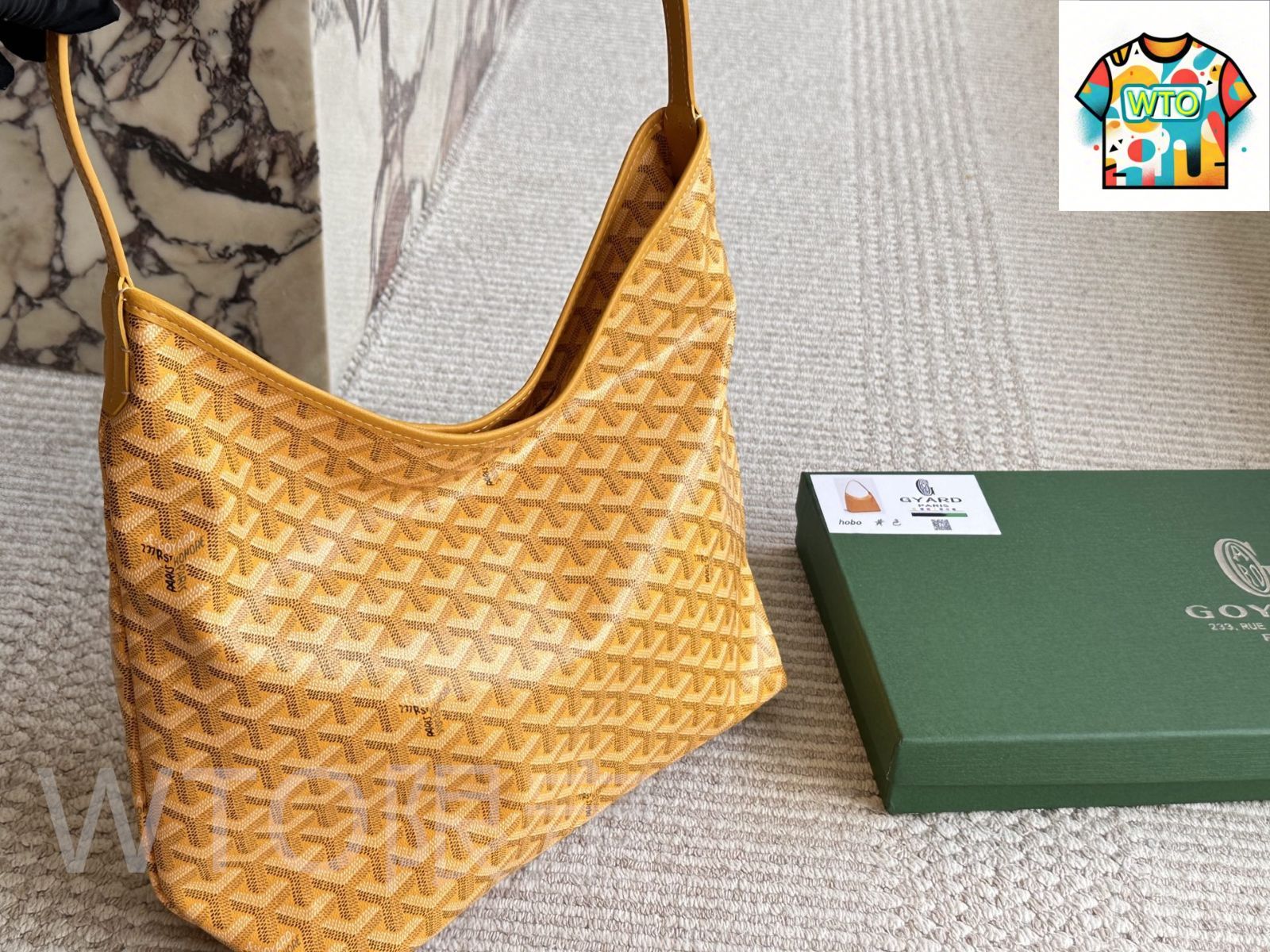 アームバッグ アップグレードされた革素材と職人技-WTO輸入-VFI