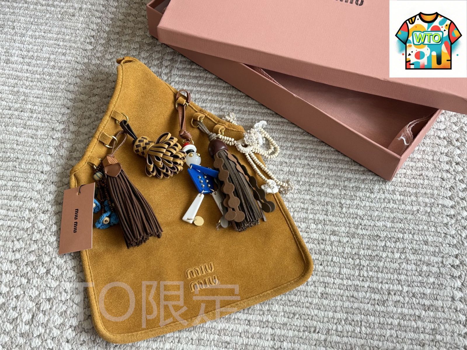 WTO通販 Miu Miu ミュウミュウ スエードバッグ ハンドクラフト 付き 童心と 技を融合-WTO輸入-SCW00