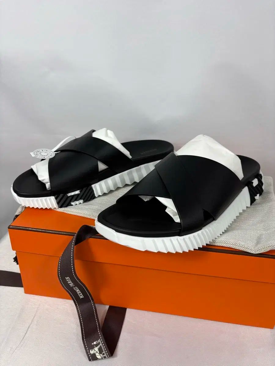 デパートフルセット Hermes エルメス インフラ サンダル カーフスキン - Nuage