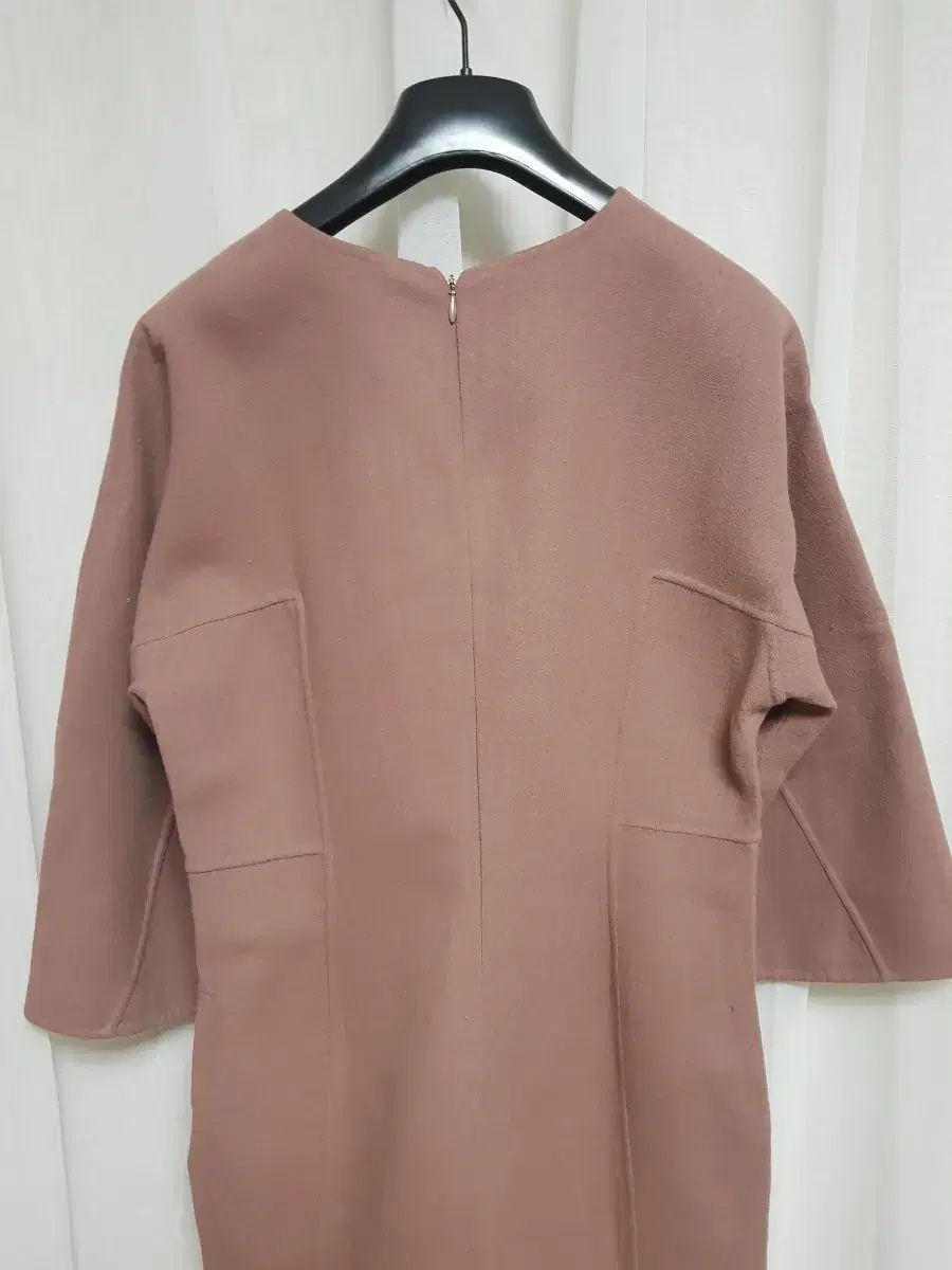 ウールワンピース