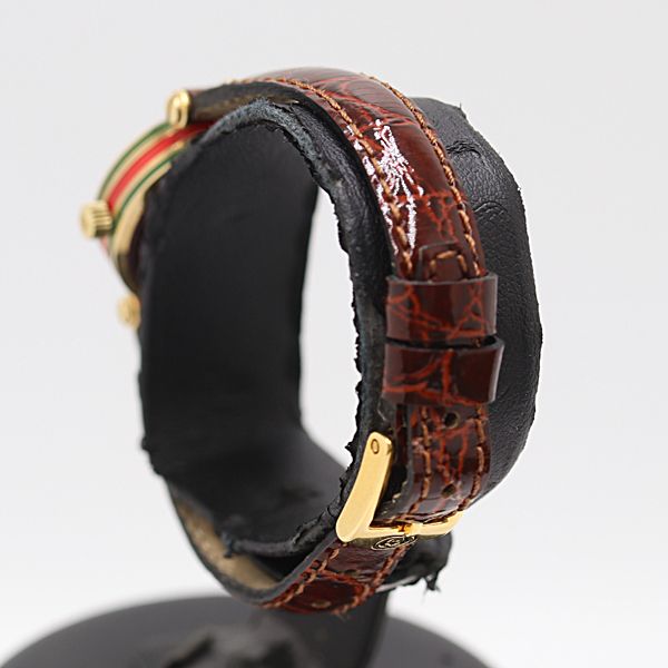 アイボリー文字盤