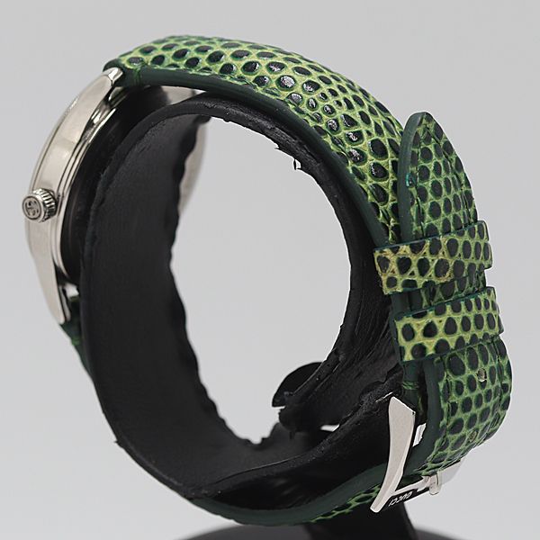  級 グッチ 126.5 Gタイムレス QZ グリーン文字盤 レディース腕時計 0024200 10 BLT MST 腕時計(クォーツ) 腕時計(アナログ)