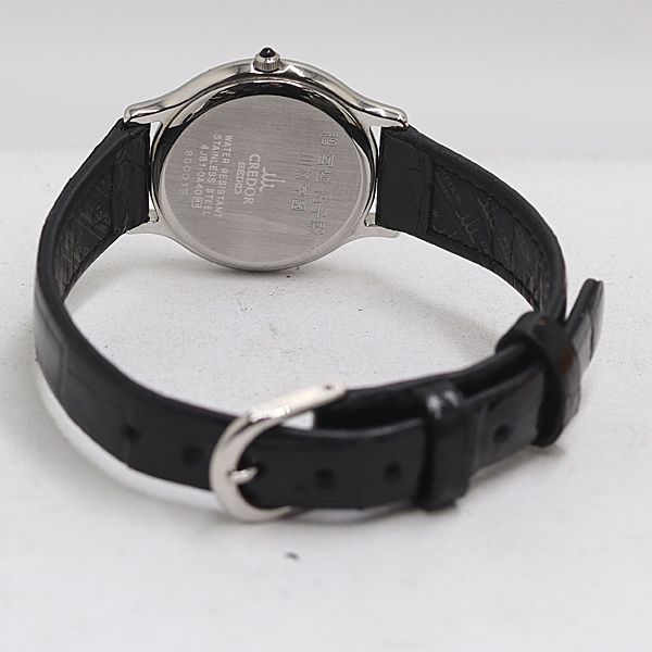 シルバー文字盤 レディース腕時計