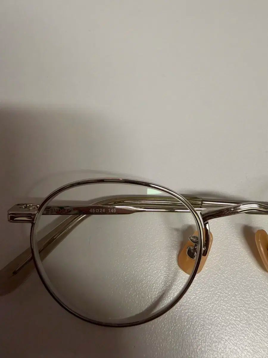 スペックスモンタナ