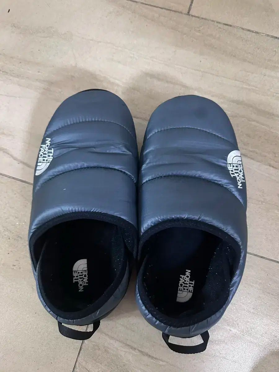 260 THE NORTH FACE ザノースフェイス Nuptse ヌプシ ミュール ダーク グレー