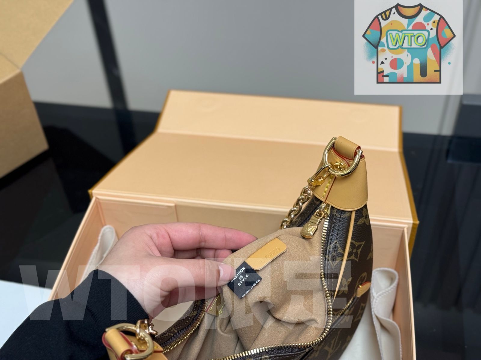 ムーンバッグ-WTO輸入-HFK 71