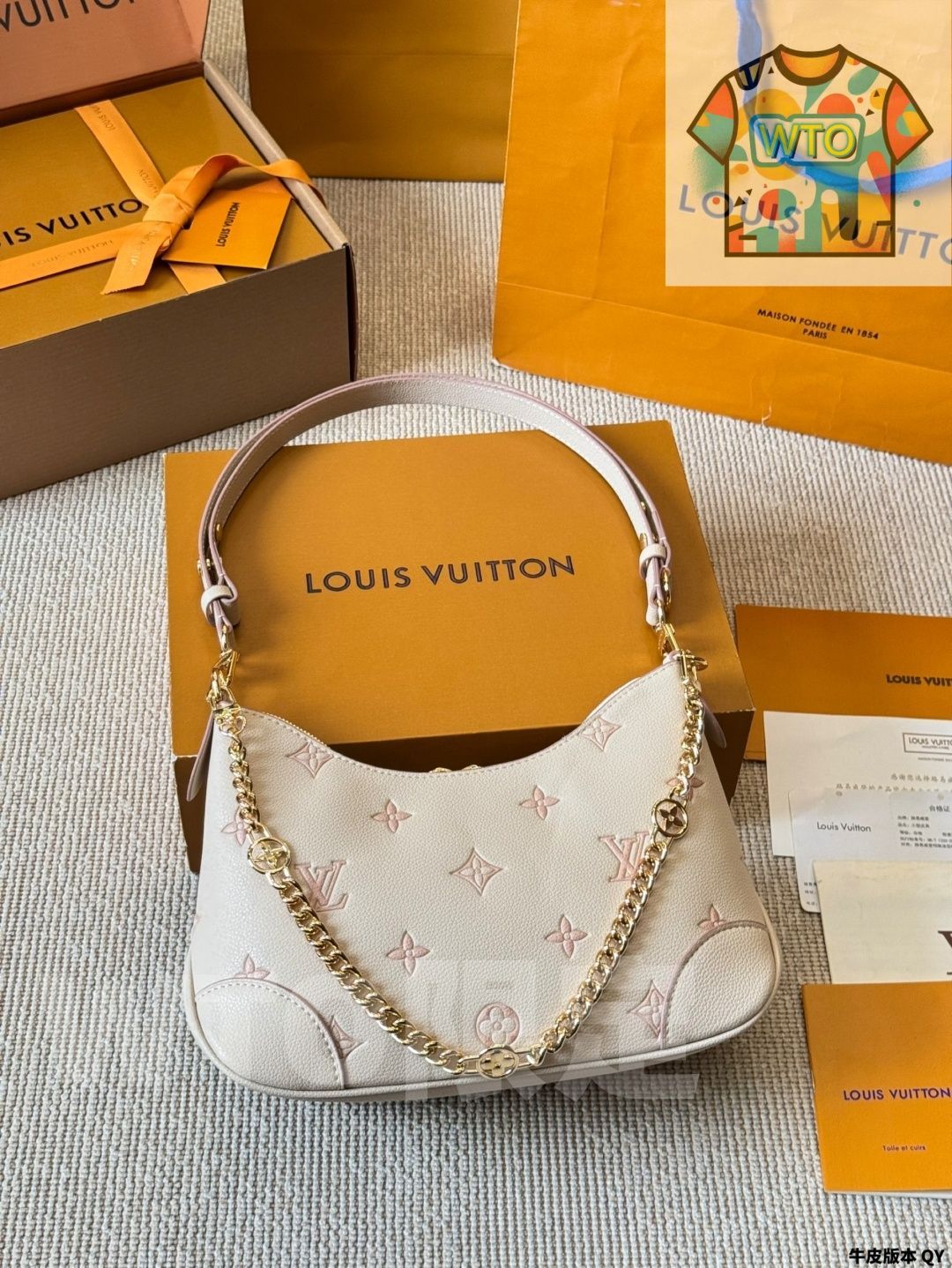 WTO通販 LV Croissant Strawberry Milk 2025 SS ルイヴィトン クロワッサン ストロベリーミルク 2025 春夏 -WTO輸入-QJW20 MERCADOAVALIA_COM_BR