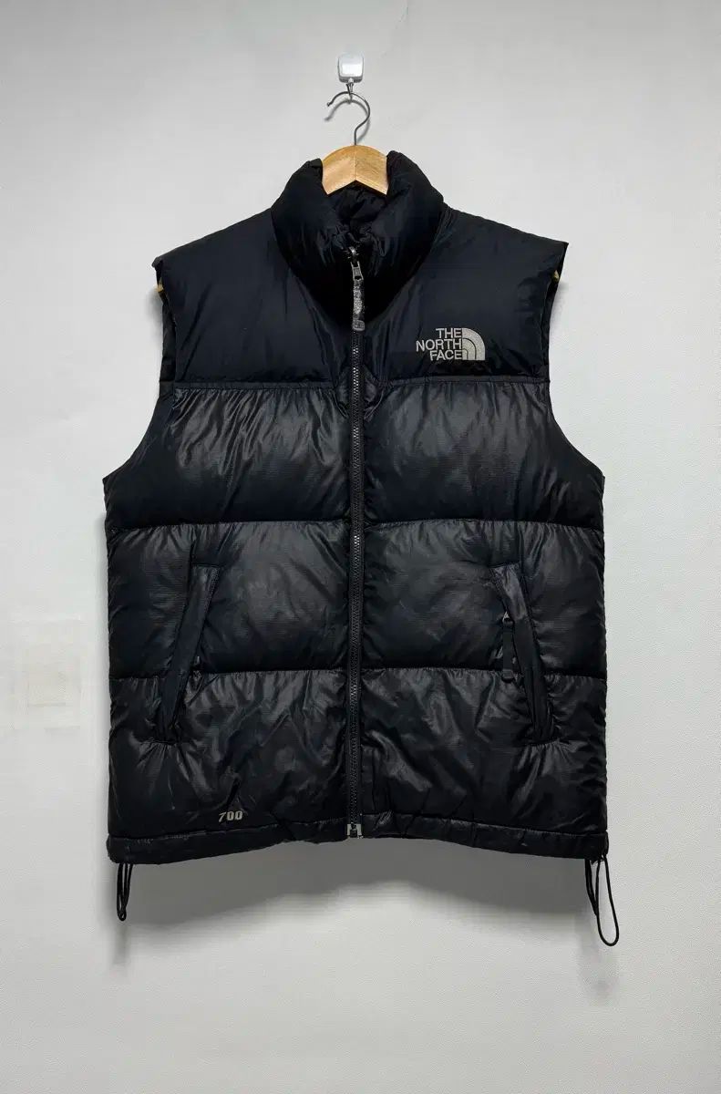 THE NORTH FACE ザノースフェイス ヌプシ 700フィル グースダウン ダウンベスト 95 ブラック