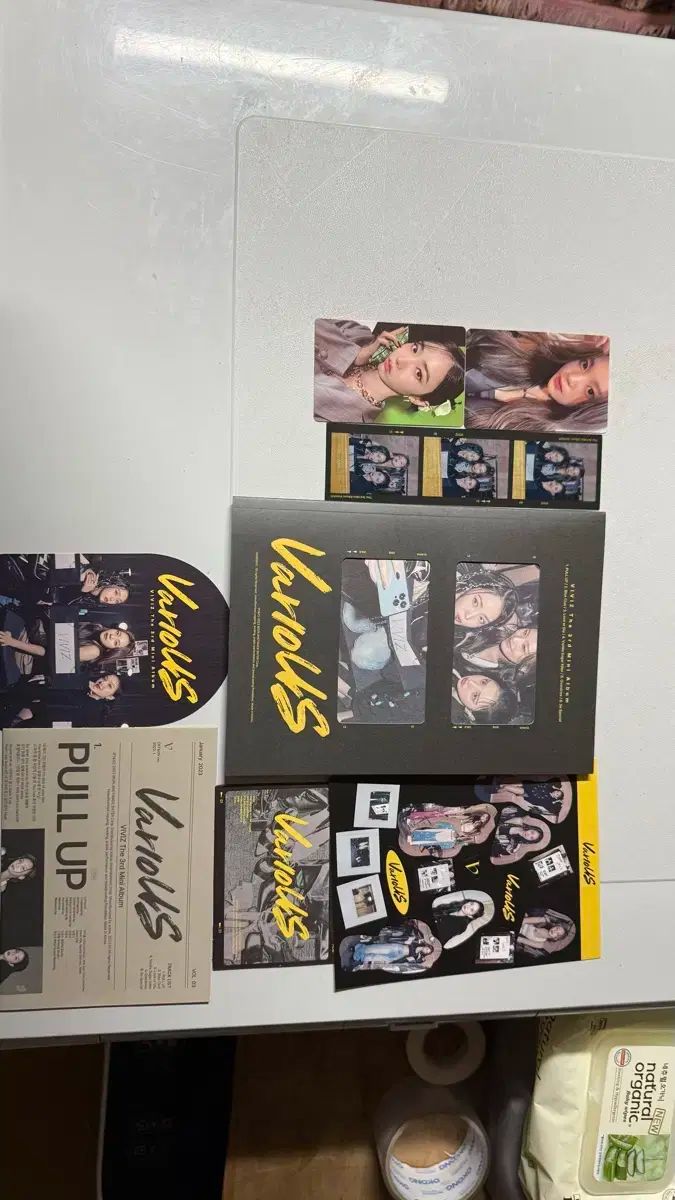 VIVIZ Various アルバム