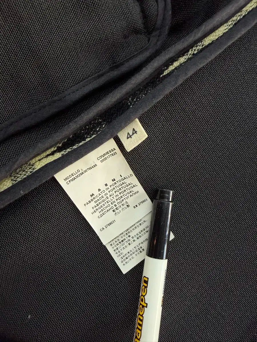 IT44 マルニ 2012 RUNWAY EDITION チェックコート ジャケット WWW_SMP1DAWEKUDUS_SCH_ID