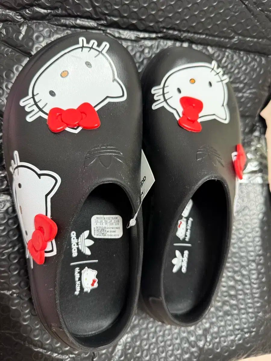 ハローキティ ミュール 225