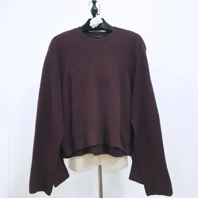 シスレー 22fw ウール100 ケープ型ニット