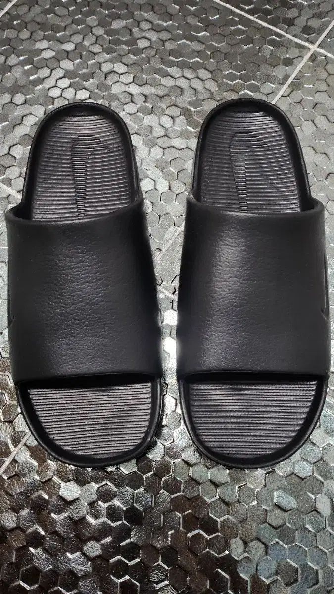 ナイキ チーム スライド スリッパ 290