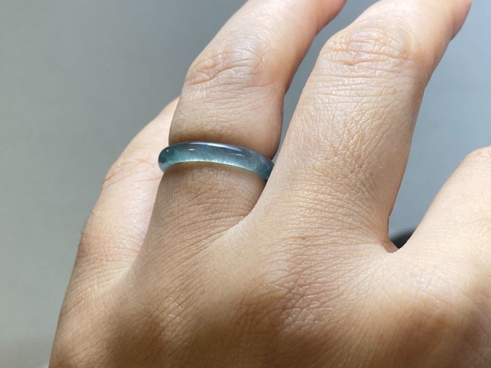 L14-227 ピンキーリング 氷種 水青色 9.5号 グアテマラ産 A貨 本翡翠