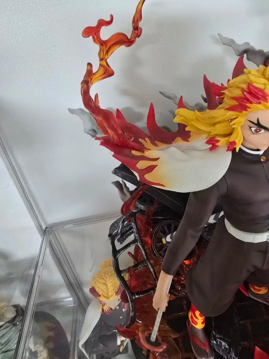 鬼滅の刃 煉獄杏寿郎 レジン フィギュア