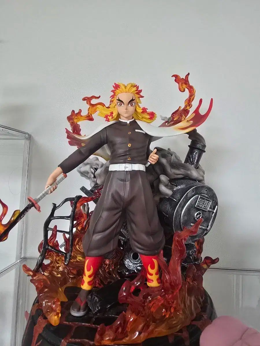 鬼滅の刃 煉獄杏寿郎 レジン フィギュア