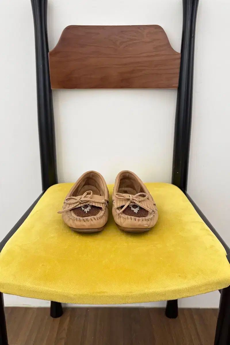 ミネトンカ ビーズ