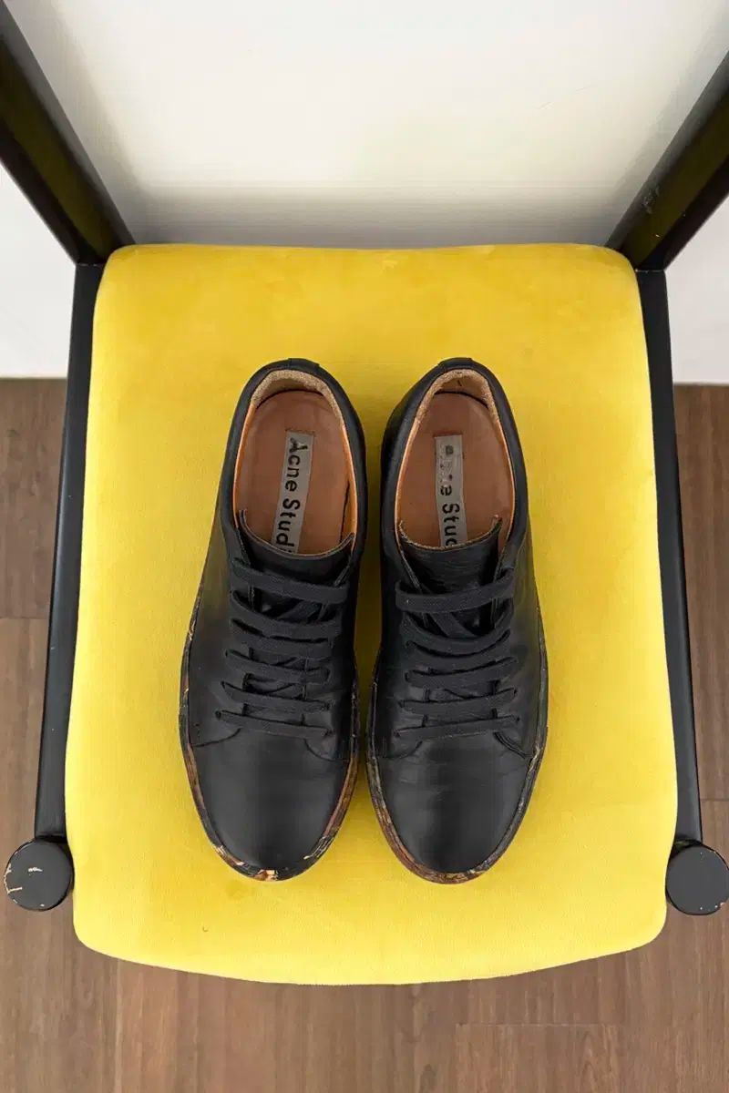 アクネストゥディオズ