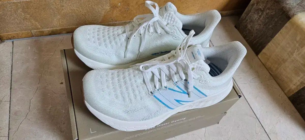 270 ニューバランス x ブルー ボトル コーヒー フレッシュフォーム x1080v12 アンダイド ブルー