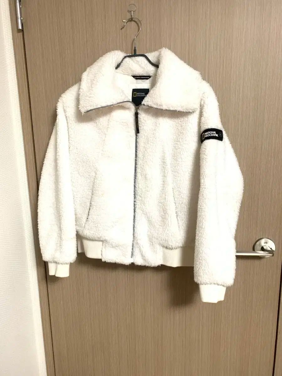 ナショナルジオグラフィック フリース S サイズ