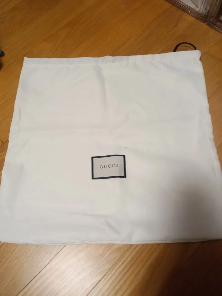 本物100%! グッチ オフィディア ベルトバッグ