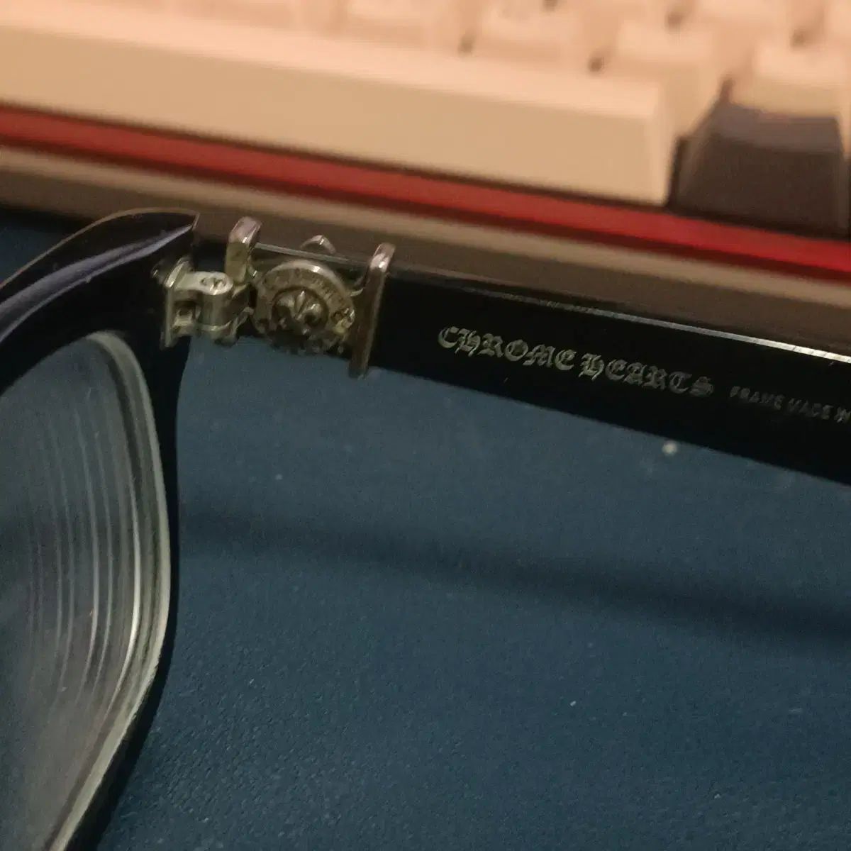 メガネ ギティアニメ