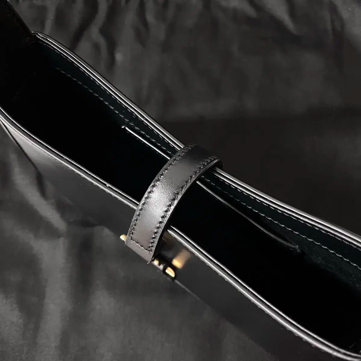  S 級 Saint Laurent サンローラン ミニ HOBO BAG le 5 a 7 バッグ ブラック ショルダーバッグ ショルダーバッグ