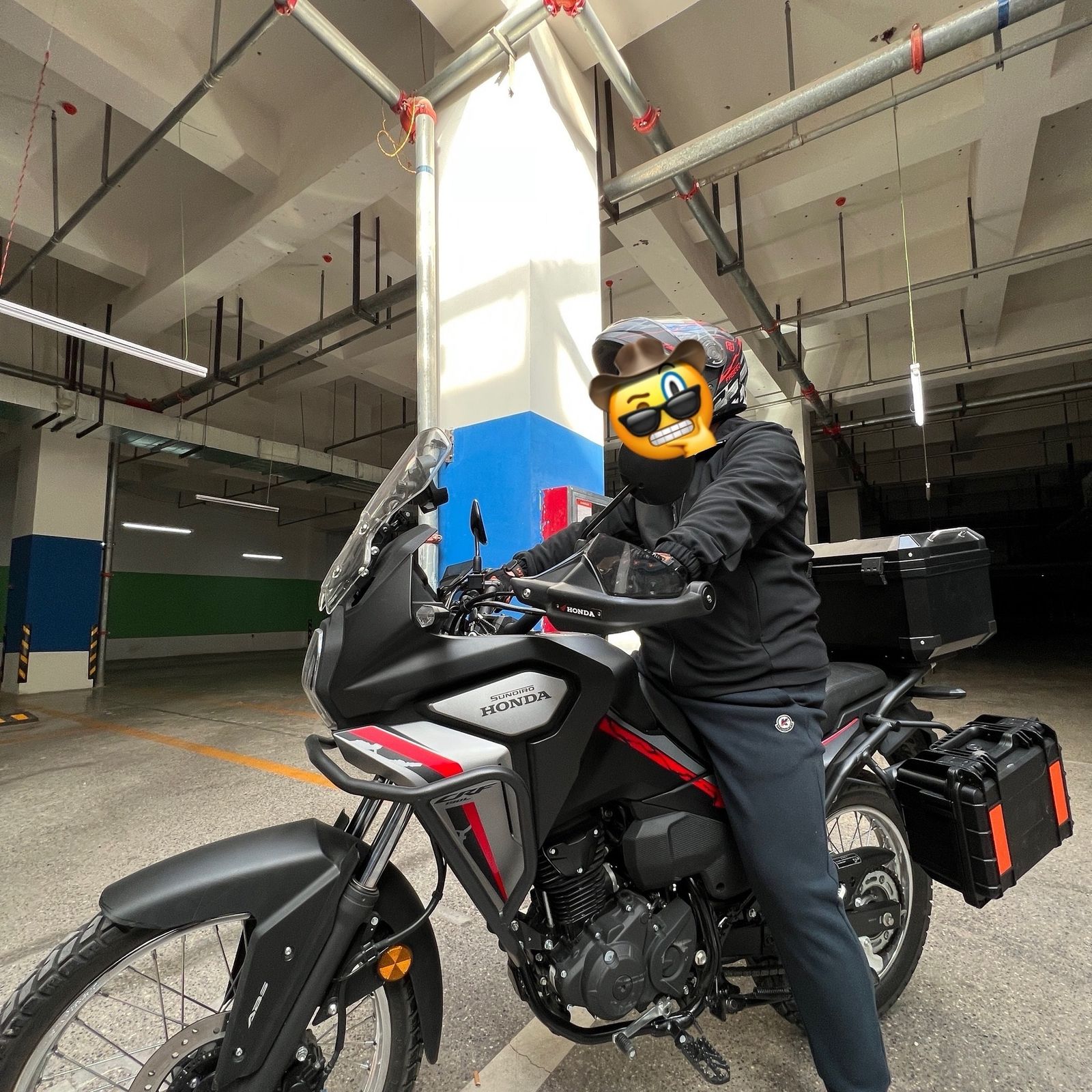 防水 耐衝撃 釣りリール バッグ ポータブル 釣具収納ケース ハードシェル ロック付き カメラレンズ保護 アウトドア フィッシング リール プライヤー 釣りボックス