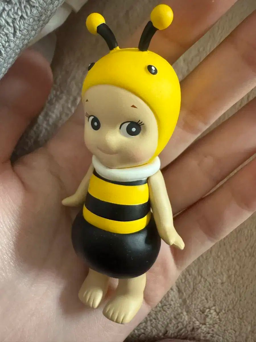 SONNY ANGE フラワー シークレット みつばち