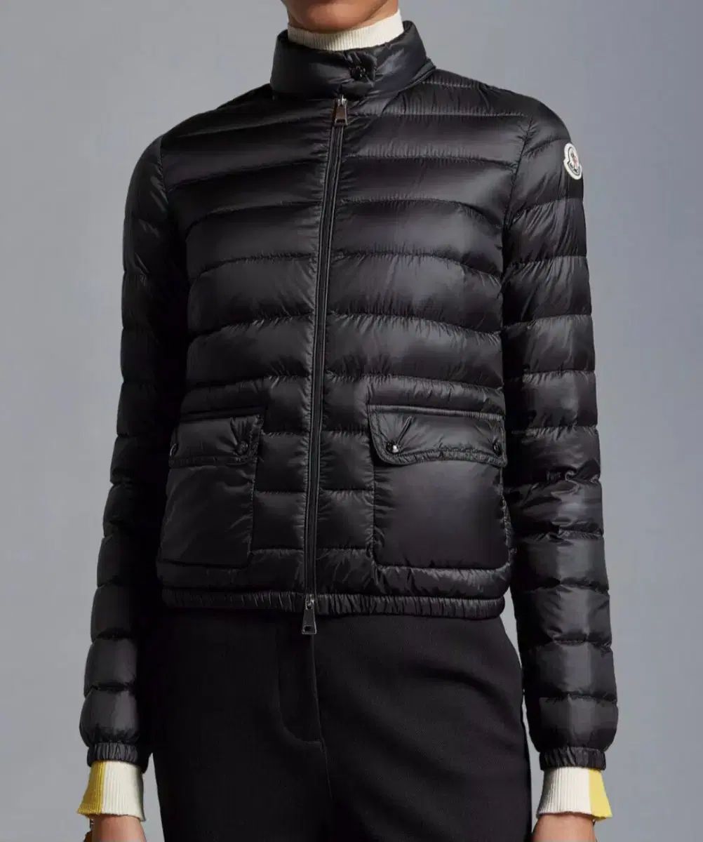 デパートフルセット 25年最新 モンクレール レディース LANS 軽量ダウン ブラック 2 3size