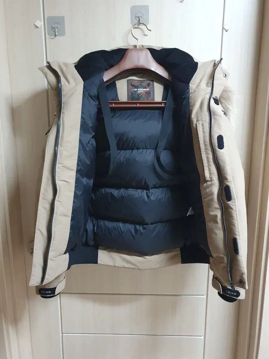 100 ダウンジャケット